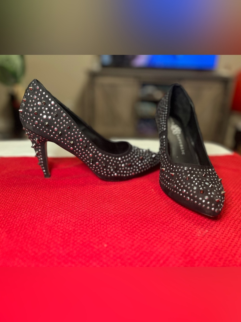 Rock Republic - size: 9.5 - Black, Studded & Crystal-Embellished Women's Heels